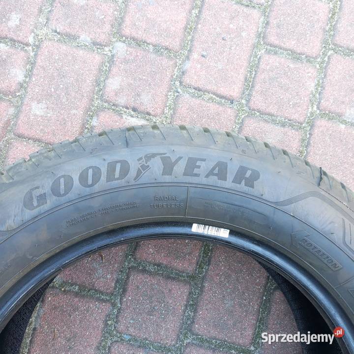 Opona 21565 R17 Kaczory sprzedam