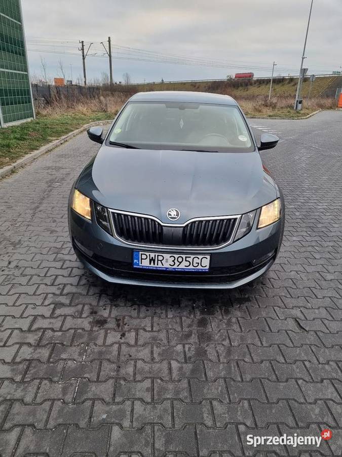 Skoda octavia 3 16tdi automat MP3 Octavia Września sprzedam
