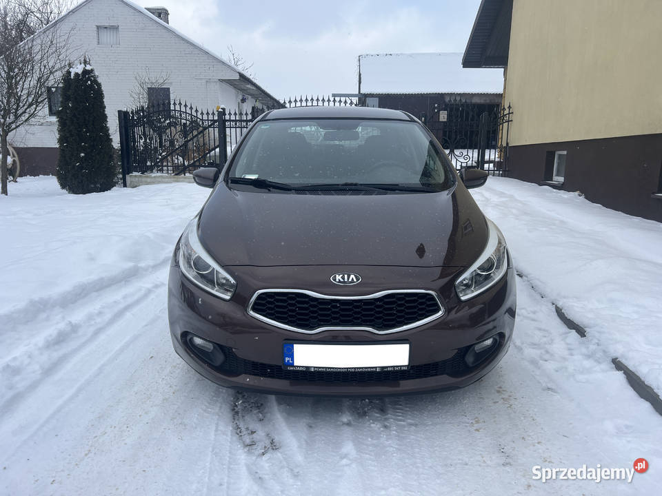 Kia Ceed II 14 Benzyna LPG 100 HB Czekoladowy