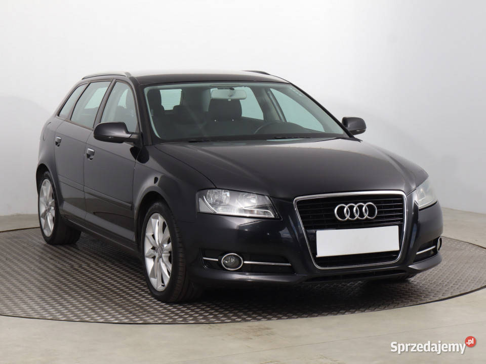 Audi A3 12 TFSI 77KM