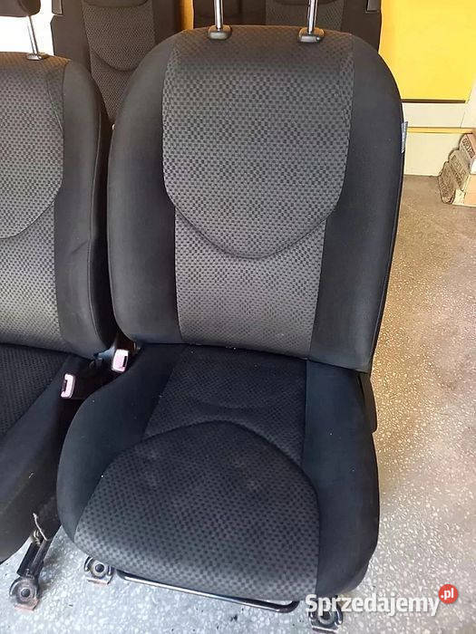 Fotele Kanapa Przód Tył Wersja Ang Toyota Rav4 świętokrzyskie Wola Jachowa sprzedam