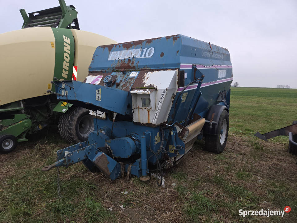 Wóz paszowy Storti FALCO 10 m3 uszkodzony Przeździatka-Kolonia