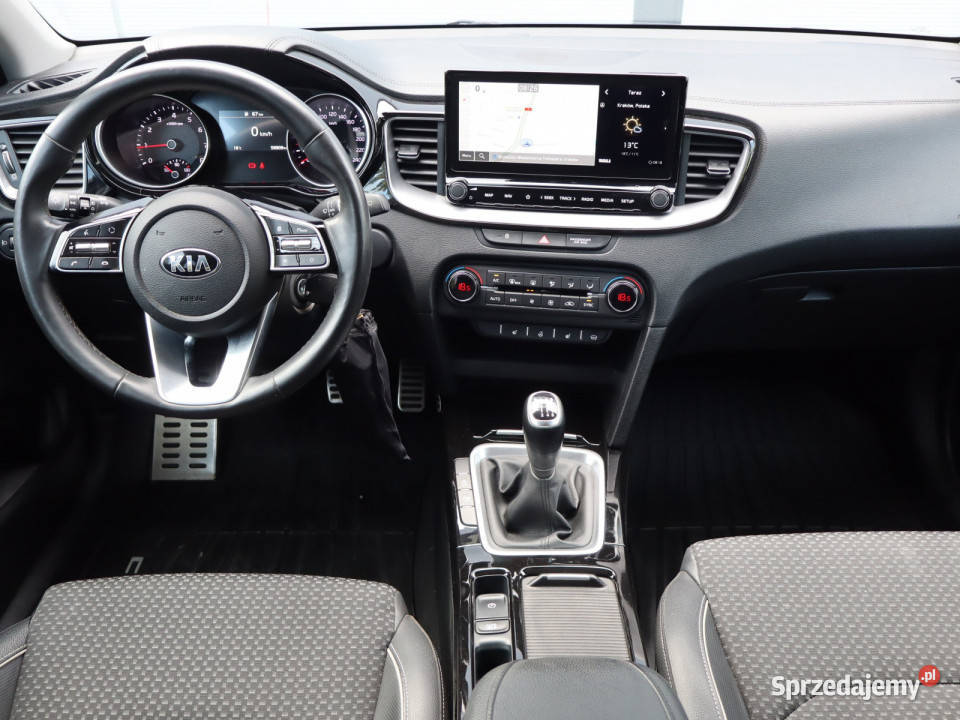 Kia Ceed 14 TGDI światła przeciwmgielne śląskie