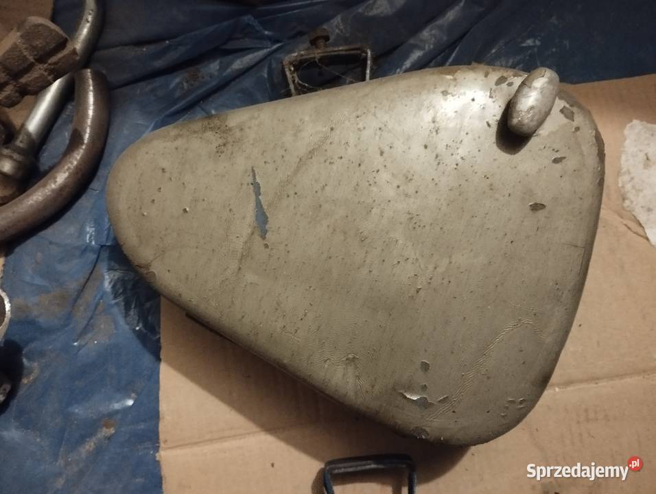 Puszki narzędziowe WSK 1958 WFM Granatowe