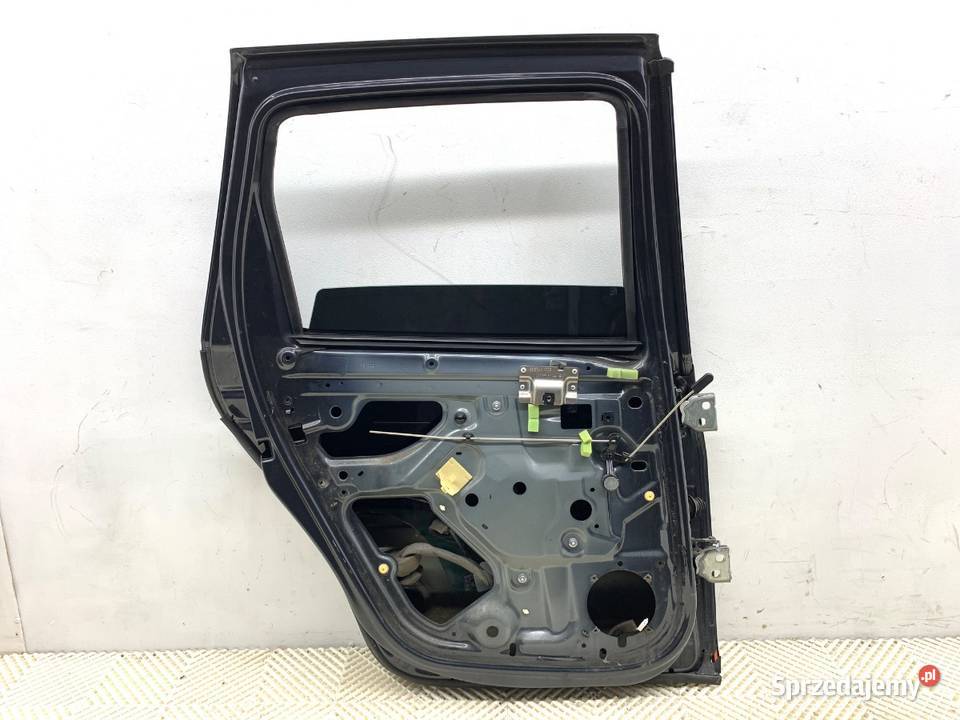 DRZWI LEWY TYŁ DACIA DUSTER SUV 1018 GRIS COMETE Drzwi sprzedam