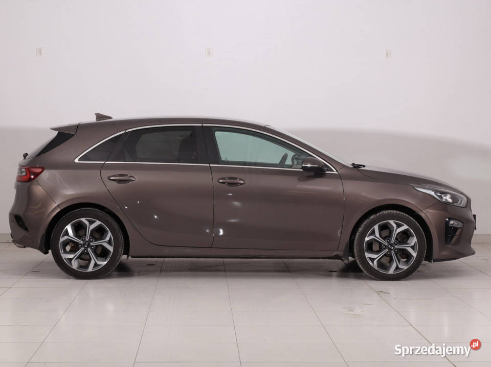 Kia Ceed 14 TGDI światła przeciwmgielne Piaseczno sprzedam