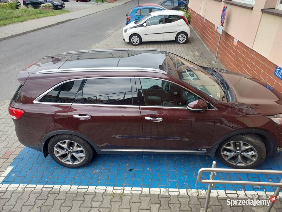 KIA Sorento 22 D suv premium automat 4x4 7os kupiony w polskim salonie Wodzisław Śląski