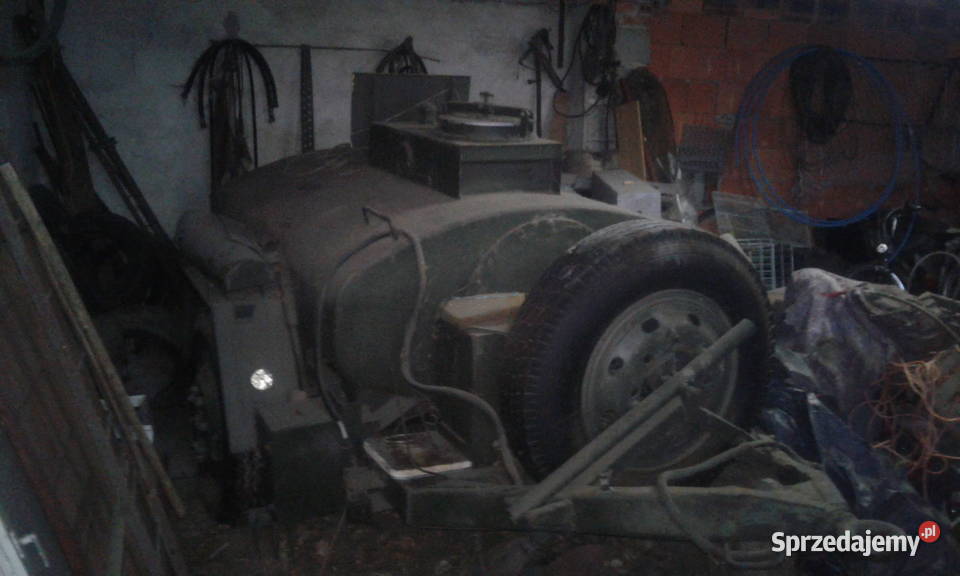 Wojskowa stacja paliwa dystrybutor beczka Pozostałe Czajków