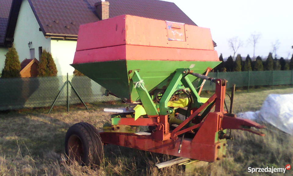 rozsiewacz nawozow Maszyny rolnicze dolnośląskie