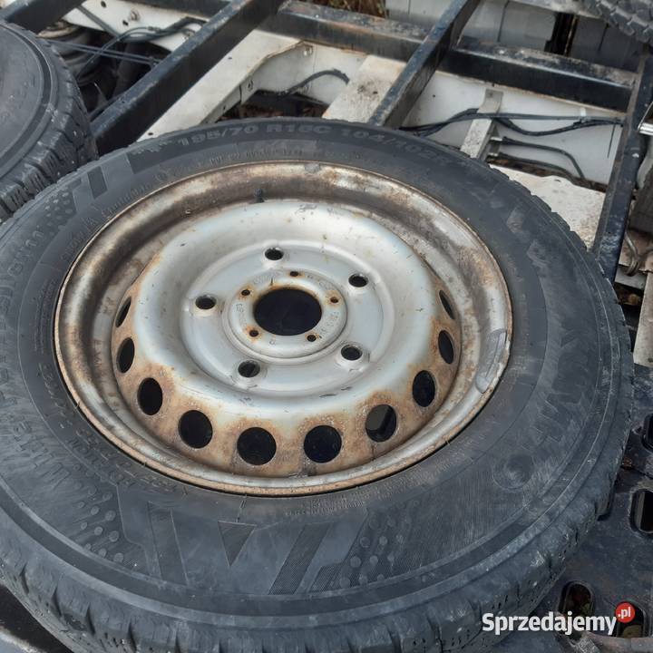 Felgi plus opony zimowe 15C Ford Transit