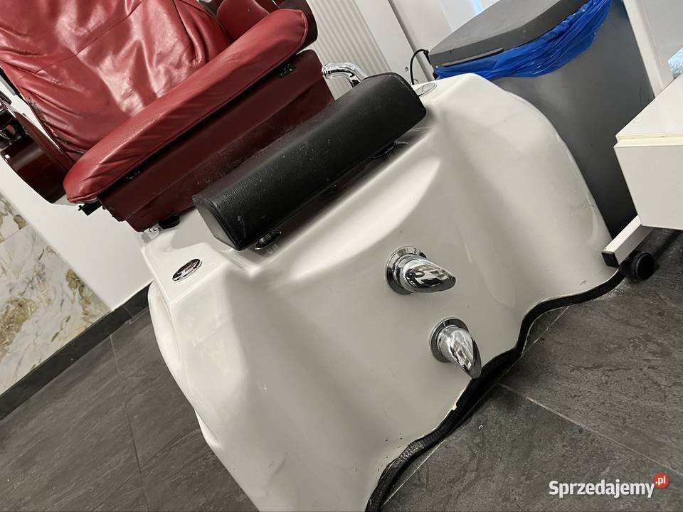 Fotel do pedicure sprawny do ponownego obszycia sprzedam