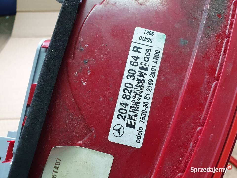 MERCEDES CKL 204 W204 SEDAN LAMPA PRAWA TYŁ lampy tylne Motoryzacja Międzychód