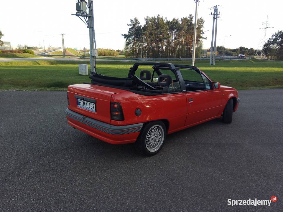 Opel Kadett Bertonne cabrio youngtimer
