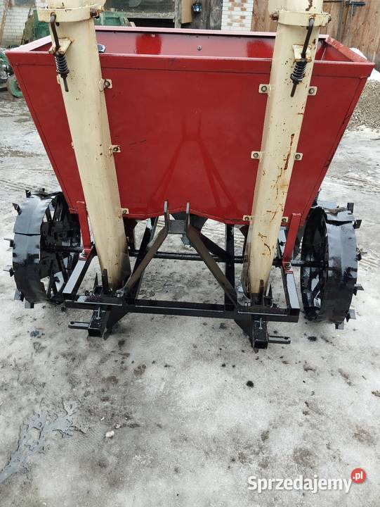 Sadzarka do ziemniaków Akpil Maszów