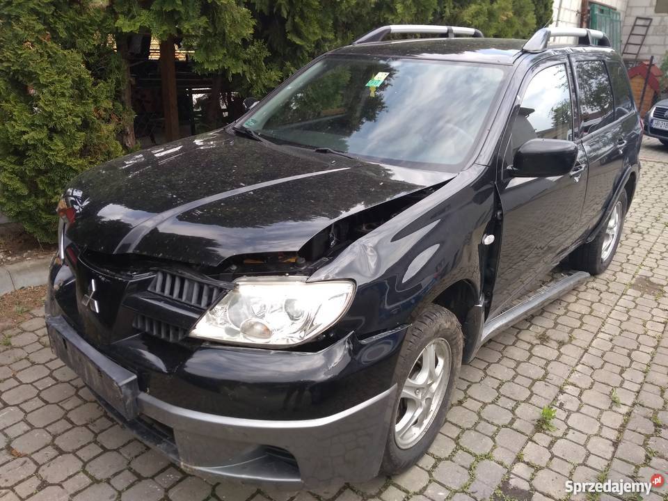 Mitsubishi Outlander powypadkowy 1997cm3 sprzedam