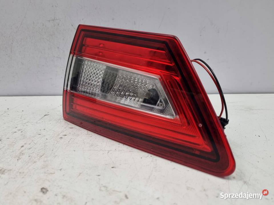 LAMPA PRAWA Renault Clio IV TYLNIA TYLNA prawy Rudka