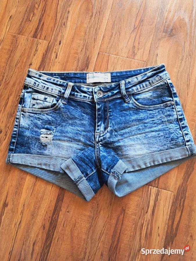 Krótkie spodenki jeans firmy House rozmiar XSS