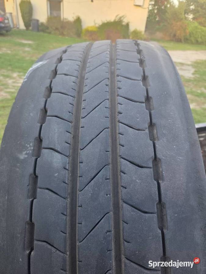 Opony Good Year 31570 R225 Zaborowice sprzedam