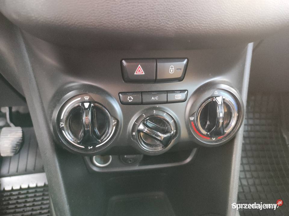 Peugeot 208 14 vti gaz poduszka powietrzna