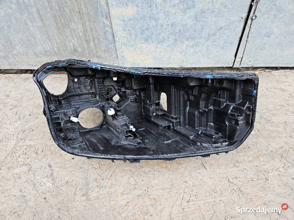 BMW 6 G32 PUSZKA LAMPY PRAWA PRZÓD LASER prawe Międzychód