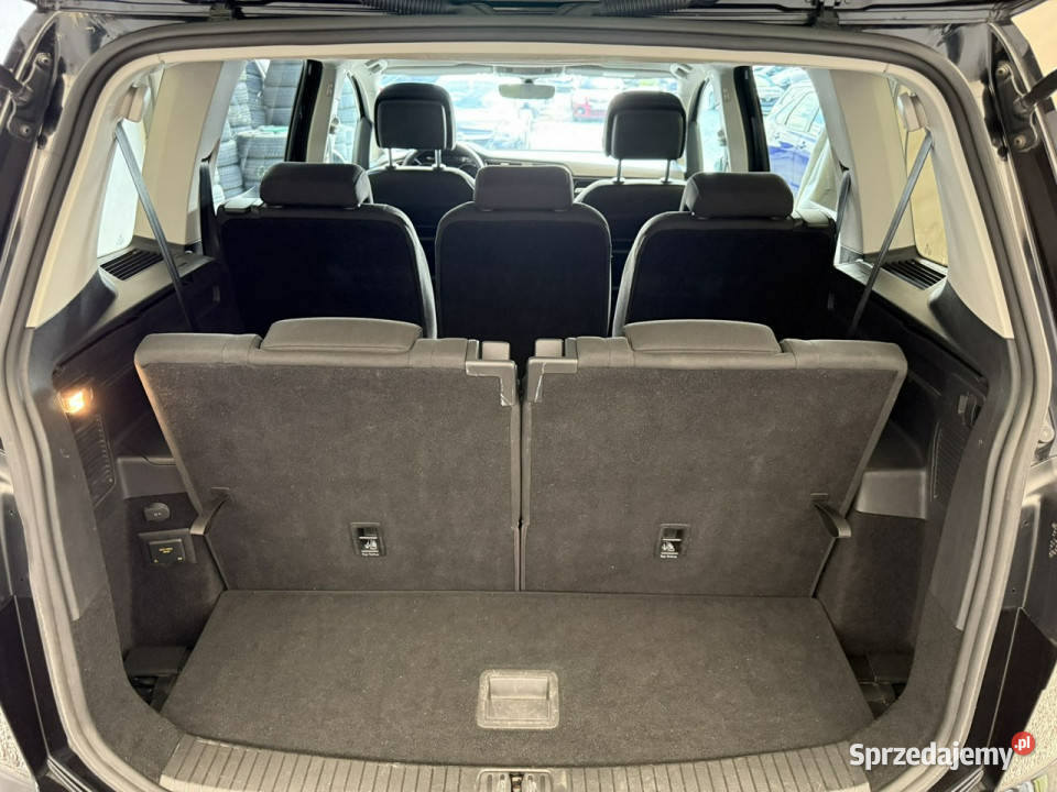 Volkswagen Touran 16TDI 110 2016r Highline ACC Wojkowice