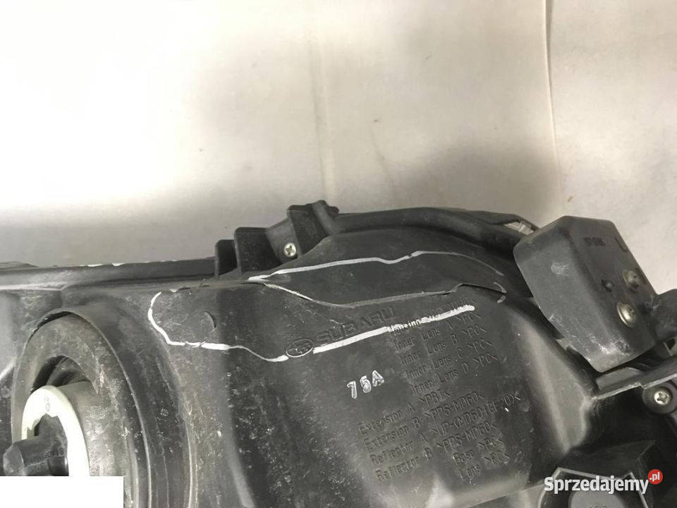 SUBARU LEGACY OUTBACK REFLEKTOR LEWY LED 2015 Kozubszczyzna