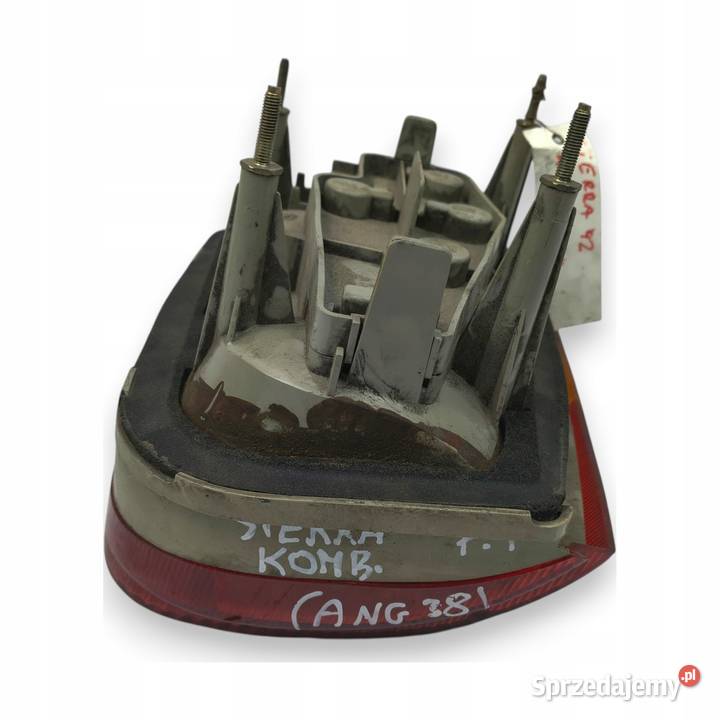 LAMPA LEWA Ford Sierra kombi 19821994r tylna osobowe