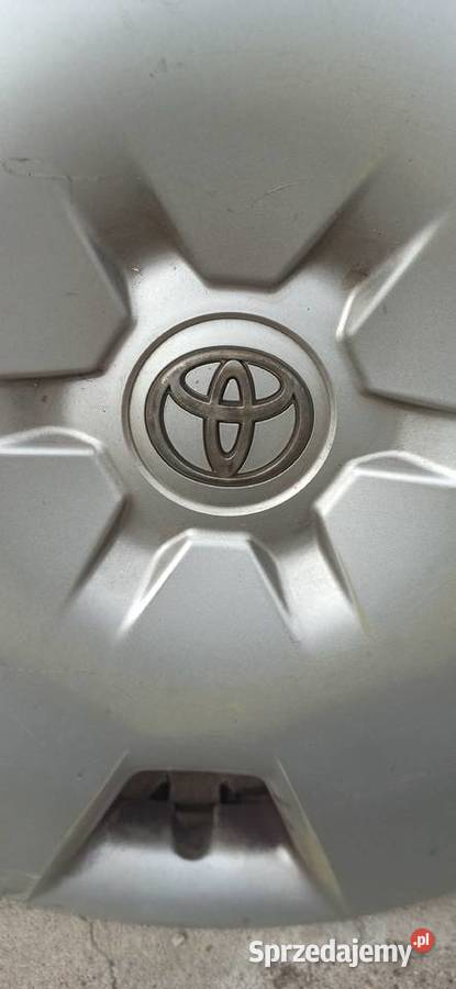 TOYOTA 4 sztuki oryginalne kołpaki 15 Świebodzice