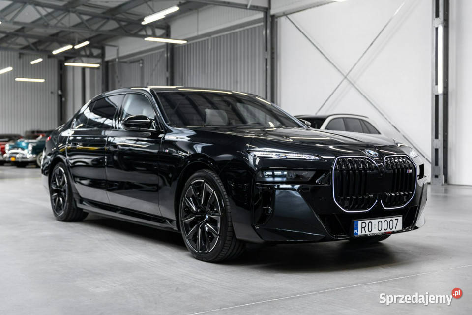 BMW M760 Gwarancja 012029 Pełne wyposażenie PPF asystent pasa ruchu BMW małopolskie Węgrzce