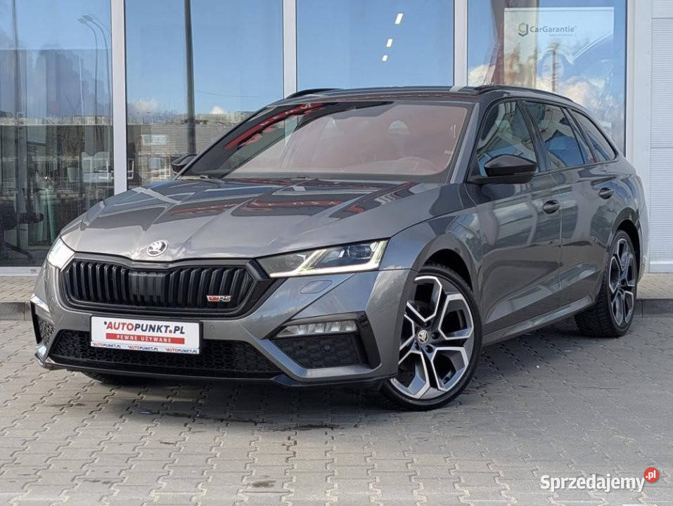 Skoda Octavia 2022r RS LED 200 Niski Przebieg VC manualna sprzedam