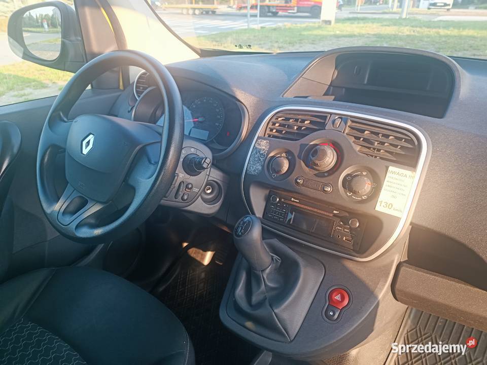 Renault Kangoo osobowy nieuszkodzony Kangoo świętokrzyskie Sandomierz