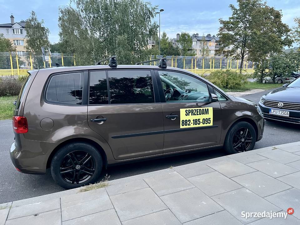 Rodzinny Volkswagen Touran 16TDI 2013r Warszawa