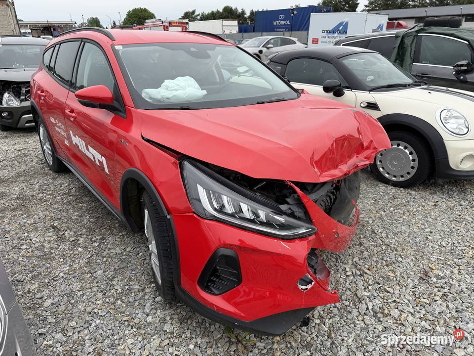 FORD FOCUS Turnier Active EcoBoost HYBRID 2024r 125KM Focus Prudnik