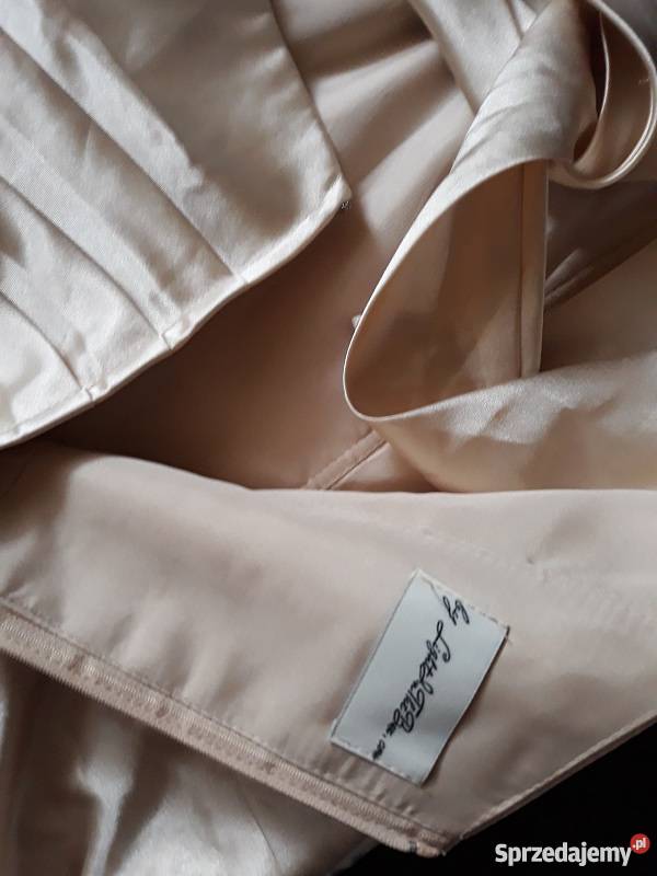 Złota satynowa sukienka Rozmiar 42(XL) sprzedam