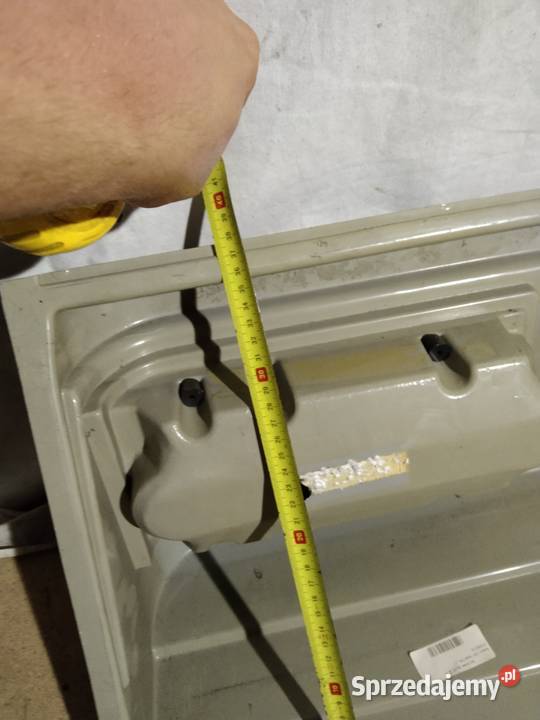 Zderzak tył do przyczepy kempingowej TEC LMC Odrowążek sprzedam