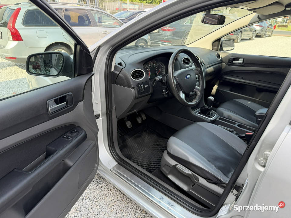 Ford Focus Nowy kompletny rozrząd Automatyczna srebrny Bydgoszcz