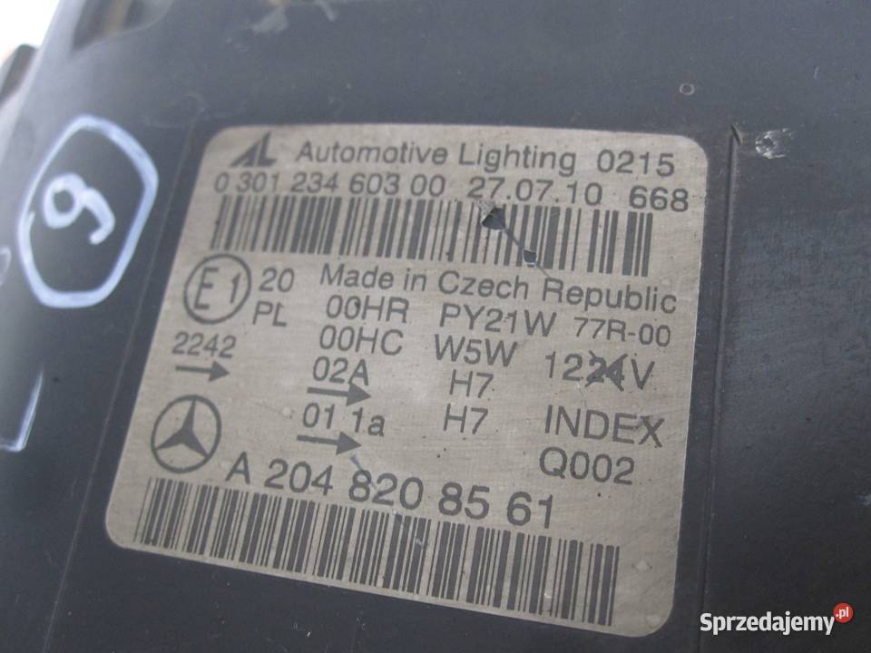 MERCEDES C KLASA S204 W204 10r lampa lewa przód