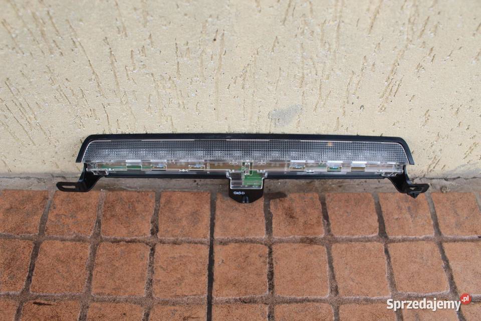 ŚWIATŁO STOP STOPU VOLVO XC70 I 8658948