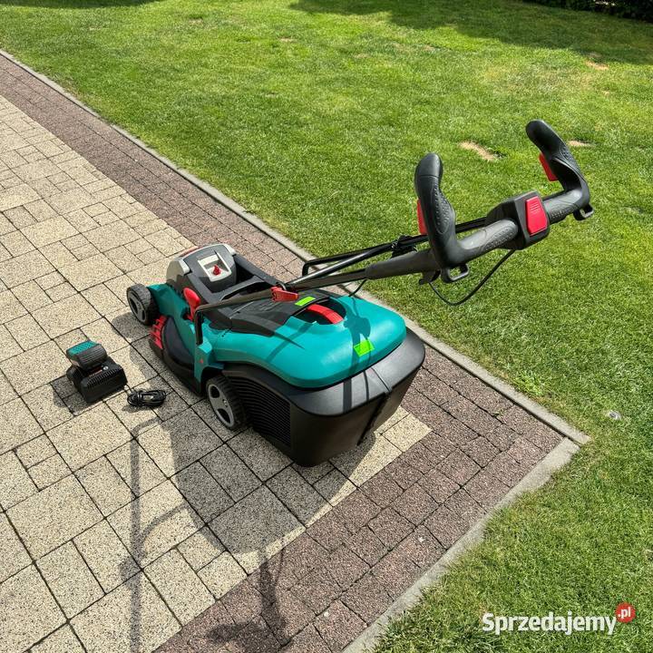 Kosiarka akumulatorowa Bosch Rotak 43Li z koszem