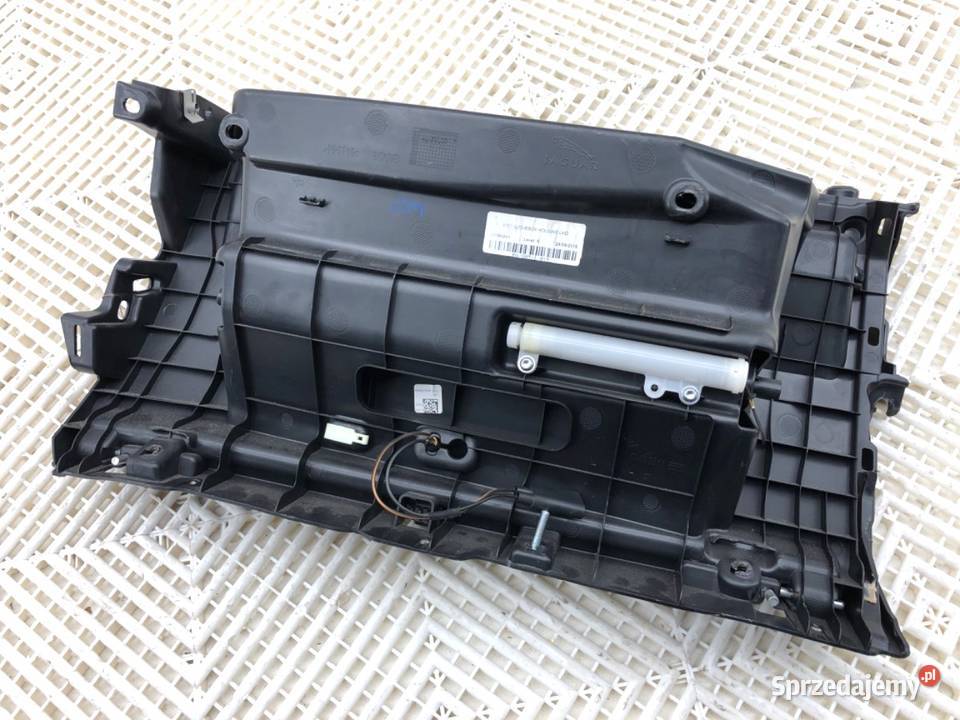 SCHOWEK PASAŻERA JAGUAR FPACE SUV PÓŁKA DESKI