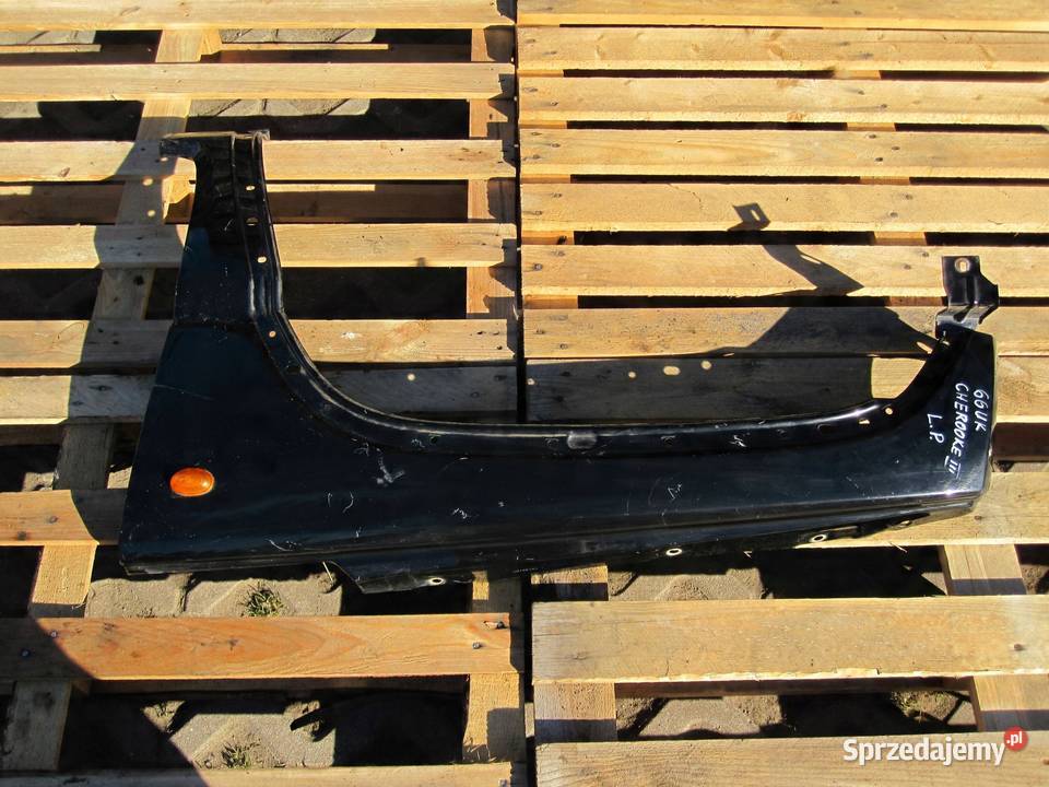 JEEP CHEROKEE KJ III 04r błotnik lewy przód osobowe