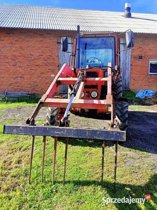 Mtz 82 z ładowaczem czołowym zarejestrowany Górki Duże