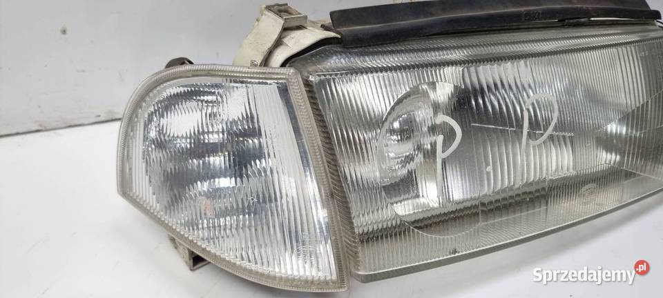 LAMPA PRAWA PRZÓD SKODA OCTAVIA I 24608601RE Lipno
