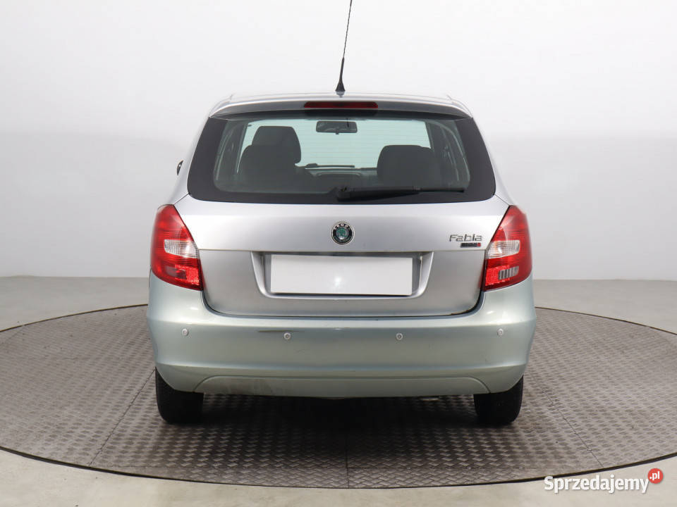 Skoda Fabia 12 12V