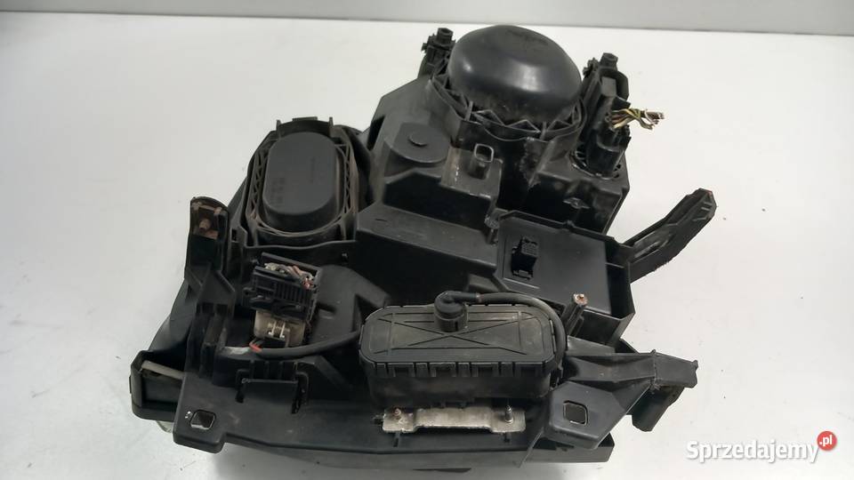 RANGE ROVER L322 LAMPA PRAWA XENON SOCZEWKA EU Zbierkowo