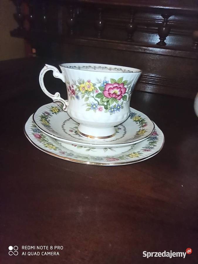 Filiżanka z talerzykiem dese Jamarin
Elizabethan pomorskie Gdańsk