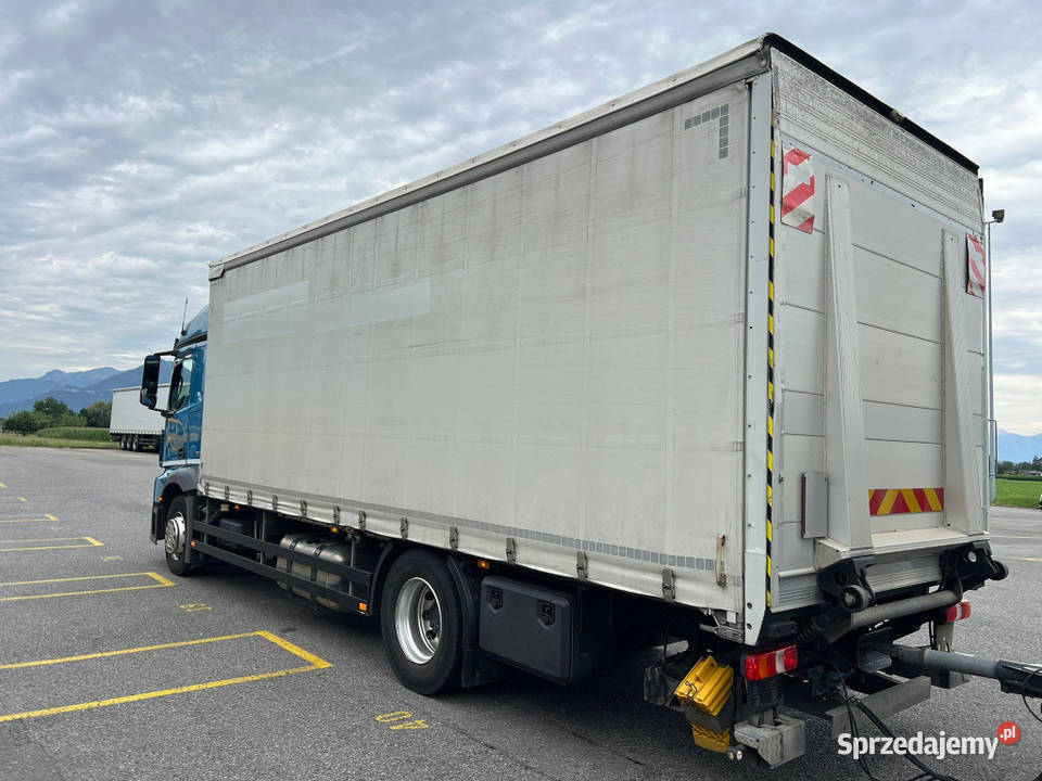 Mercedes Burto firanks 8900kg Warszawa