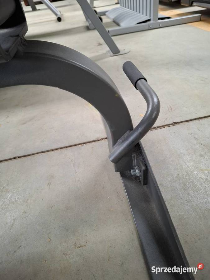 Ławka do ćwiczeń na mięśnie brzucha z regulacją Wałcz