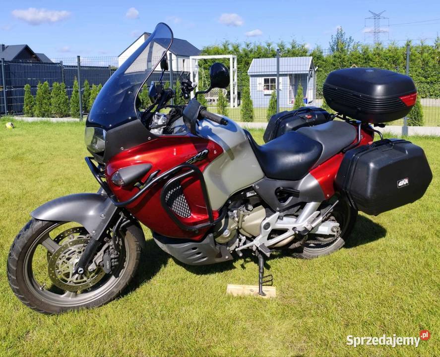 Honda XL 1000 Varadero wyposażona ładna manualna pomorskie Pępowo