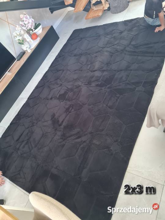 Dywan 2x3 m czarny z wzorem nowy podkarpackie Brzostek